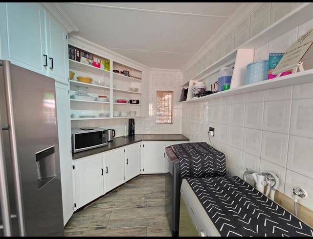 4 BEDROOM HOUSE FOR SALE IN MEYERTON EXT 6